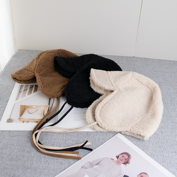 Japoniško stiliaus ėriuko vilnos piloto kepurė, šilta ir ausis apsauganti žieminė slidinėjimo kepurė, miela ir neperpučiama dviratininko sportui.