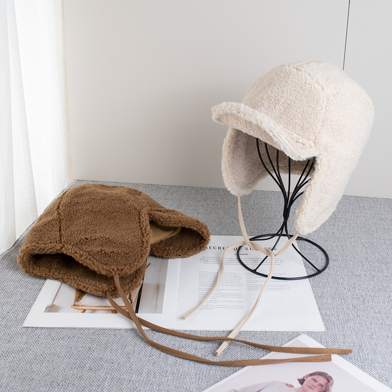 Japoniško stiliaus ėriuko vilnos piloto kepurė, šilta ir ausis apsauganti žieminė slidinėjimo kepurė, miela ir neperpučiama dviratininko sportui.