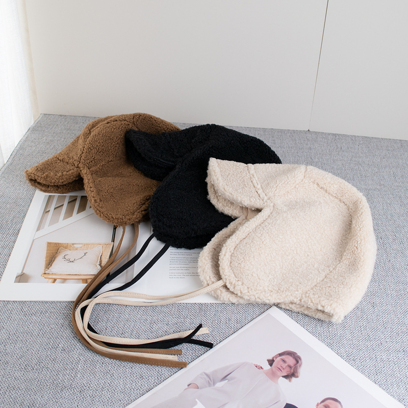 Japoniško stiliaus ėriuko vilnos piloto kepurė, šilta ir ausis apsauganti žieminė slidinėjimo kepurė, miela ir neperpučiama dviratininko sportui.