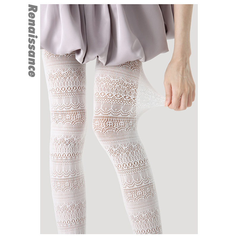 Renaissance Γυναικείες κάλτσες με δαντέλα και τζακάρντ μοτίβο, 90% νάιλον 10% σπάντεξ, λεπτές, σμιλεύουν το σχήμα και απορροφούν τον ιδρώτα (μονόχρωμες, φιόγκος, λουλούδια)