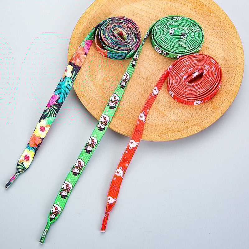 Kalėdiniai batų raišteliai — Dylan prekės ženklas, 120 cm ilgis; tinka sportbačiams, laikiniesiems, kasdieniams ir darbo batams; stilius: Kalėdos, kasdienė laisvė