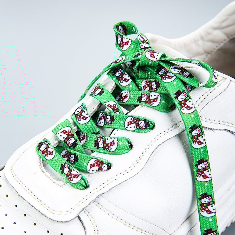 Kalėdiniai batų raišteliai — Dylan prekės ženklas, 120 cm ilgis; tinka sportbačiams, laikiniesiems, kasdieniams ir darbo batams; stilius: Kalėdos, kasdienė laisvė