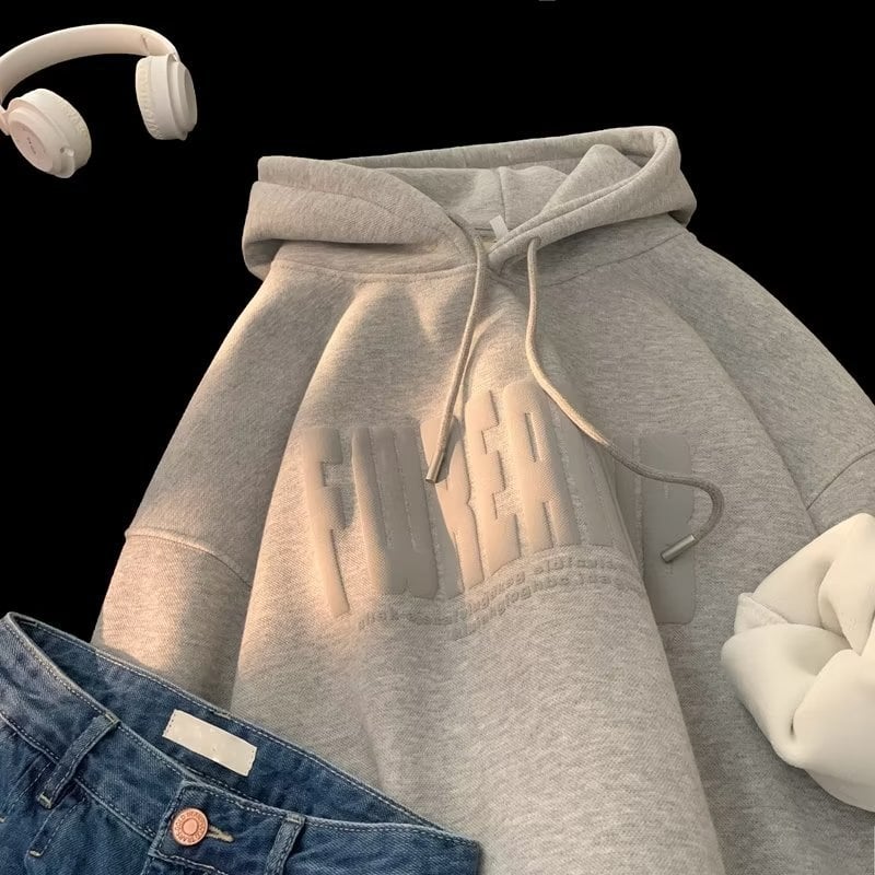 Vīriešu kapucētais džemperis - brīvs siluets, flīsa audums, 51–70% poliestera maisījums, vienkrāsains ar apdruku