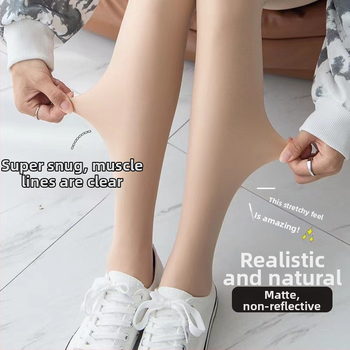 Naisten nailonist sukkpüksid sügis-talv, kahekordsed fleece-voodriga, läikiv pind, ühtne toon, seksikas stiil; omadused: puusa tõstmine, kuju moodustamine, libisemise vastane; peamise kanga sisaldus 70–80%