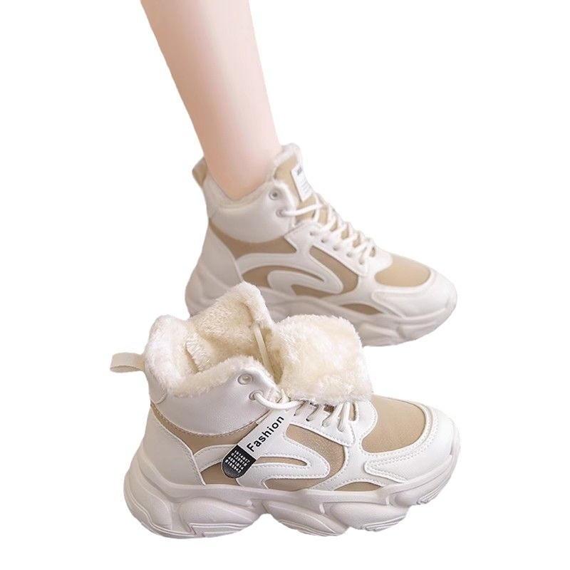 Γυναικείες sneakers από συνθετικό δέρμα με ψηλή επάνω με επένδυση από τεχνητό γούνινο ύφασμα, καουτσούκ σόλα, κλείσιμο κορδονιών μπροστά/πίσω, ζεστά