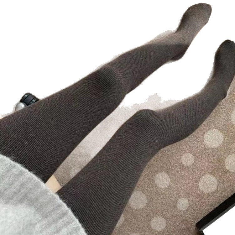 Kašmiirist termilised sukkpüksid, paksud, kõrge vöökoht kõhtu kontrolliks, ribot tekstuuriga