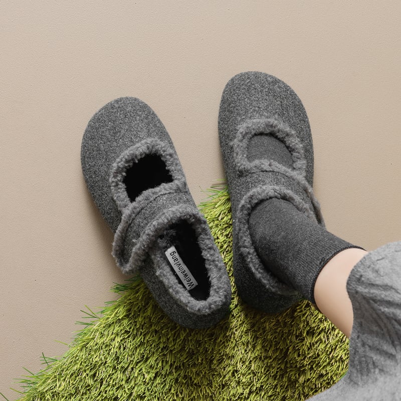 Παπούτσια Mary Jane με παχιά σόλα και εσωτερική αύξηση ύψους, γούνινη επένδυση, επάνω μέρος από σουέντ, καουτσούκ σόλα, κλείσιμο με βέλκο