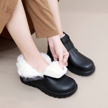 Téli női bakancs természetes bőrből, gyapjú bélés, műszőrme talpbetéttel, PU talppal, Velcro zárással