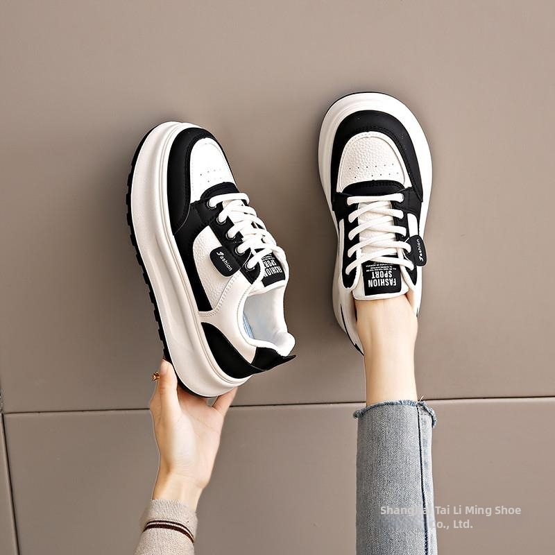 Dámske pohodlné baleríny na bežný deň, s šnúrkami, horný materiál z umelého plyšu, gumová podrážka, priedušná výstelka