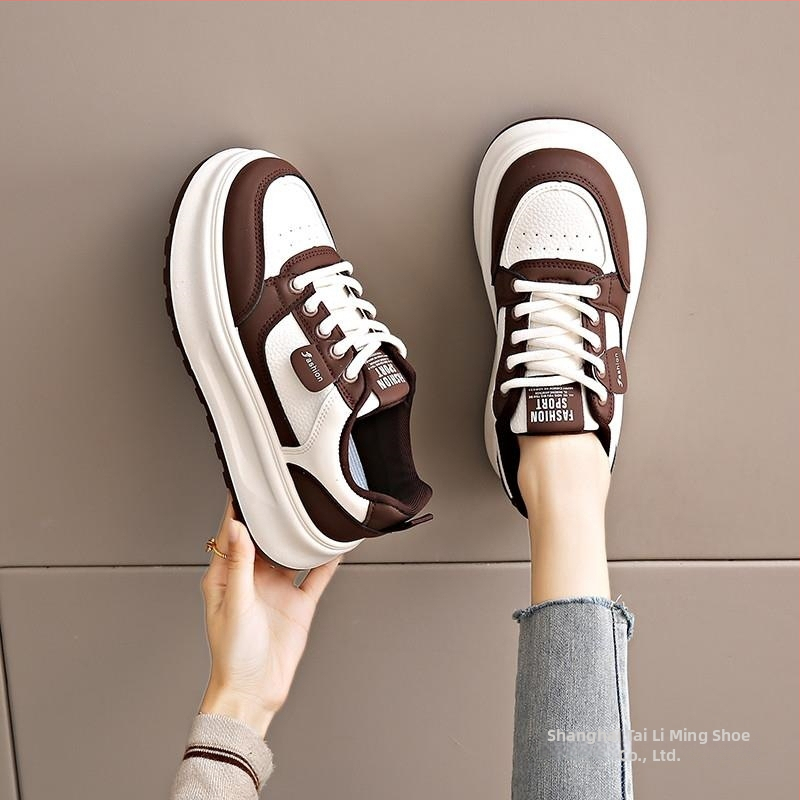 Dámske pohodlné baleríny na bežný deň, s šnúrkami, horný materiál z umelého plyšu, gumová podrážka, priedušná výstelka