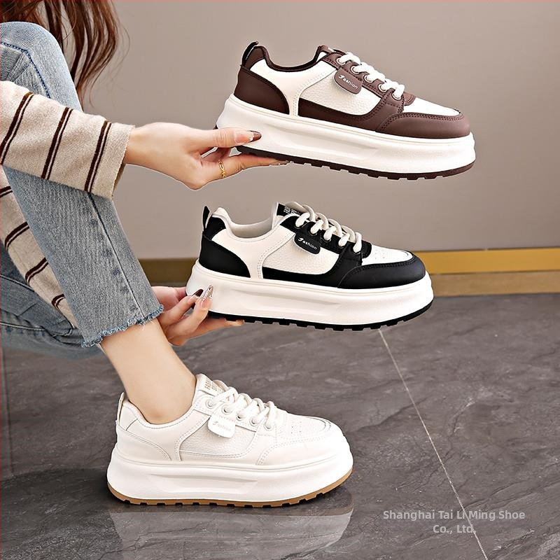 Dámske pohodlné baleríny na bežný deň, s šnúrkami, horný materiál z umelého plyšu, gumová podrážka, priedušná výstelka