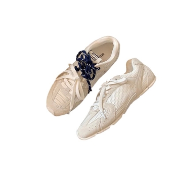 Ženské tenisky na šnúrky, priedušná pravá koža, semišový povrch, nízky horný diel, gumová podrážka