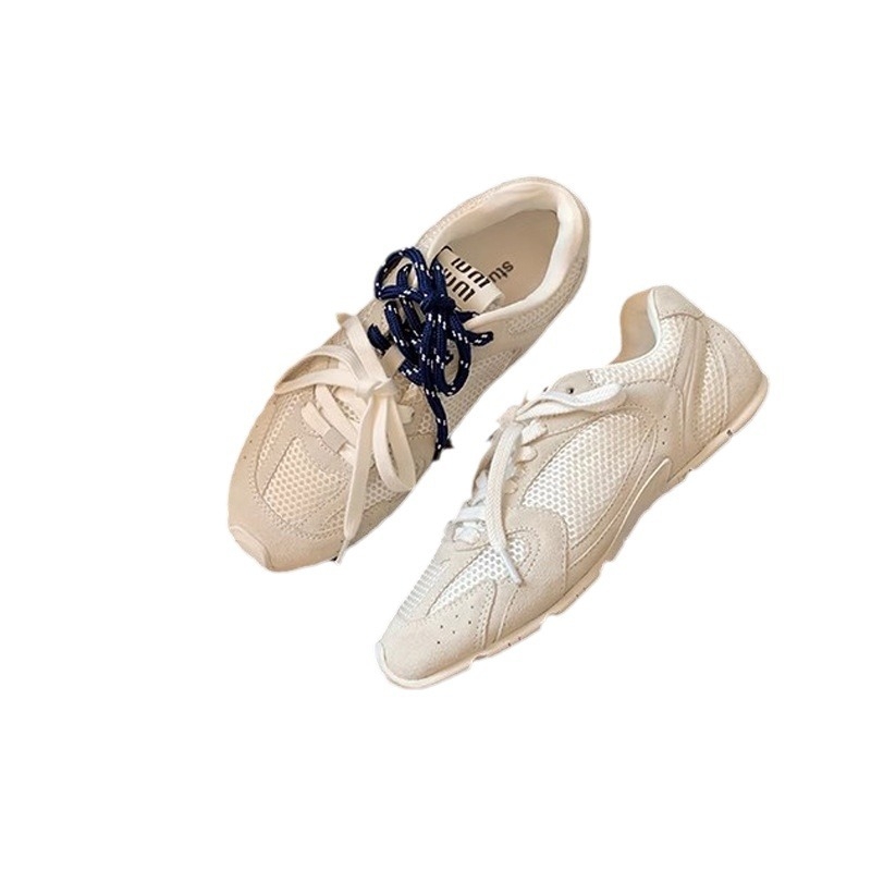 Ženské tenisky na šnúrky, priedušná pravá koža, semišový povrch, nízky horný diel, gumová podrážka