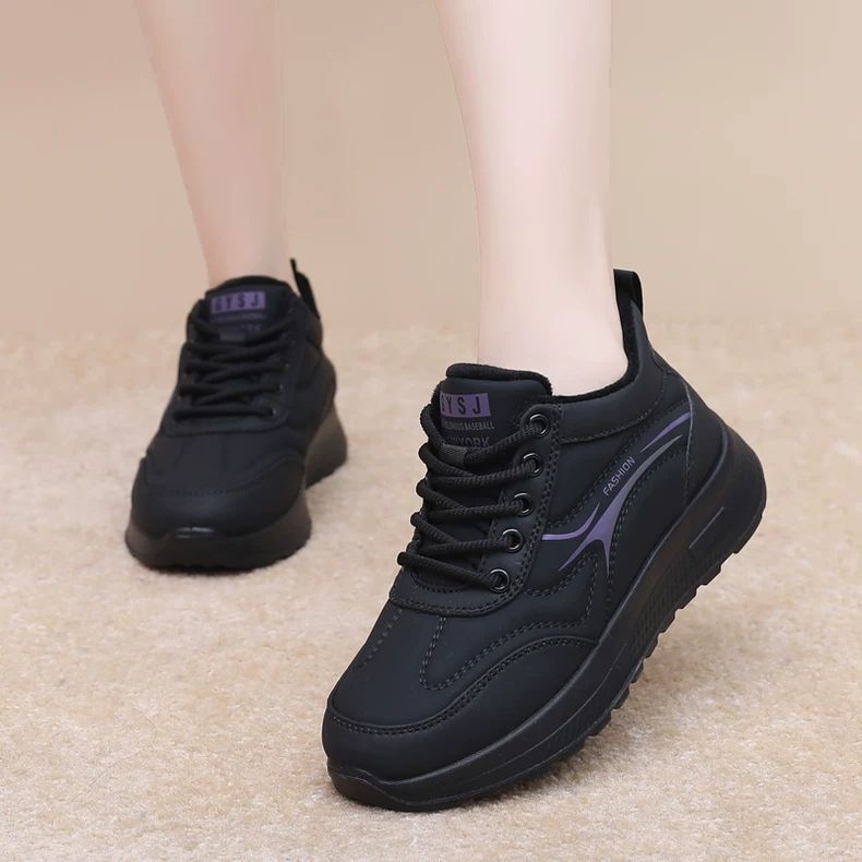 Talvised naiste tekstiilkingad, ülaosa superkiududest, sisemine kunstlik karusnahk, PU talla, pitsiga kinnitusega