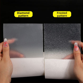 Pado lipukai odinems batams – atsparūs dilimui, skaidrūs, nematomi; medžiaga: guma; visoms sezonoms.