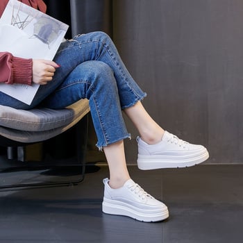 Női mindennapi sportcipő mikroszálas felsőrész, középtok 3–5 cm, PU talp, előrefutó pántos záródás, platformos talp