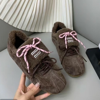 Naiste talves sneakersid mid-top kõrgusega, PU pealmine, kunstnahaga vooder, paeladega kinnitatav, kummist tald