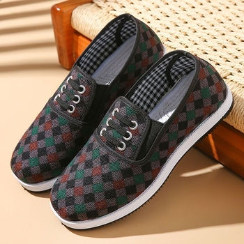 Naiste tekstiilist slip-on kingad, hingavad ja kerged, ümmarguse ninaga, pealmine kiht puuvillane, sisu kunstlik karusnahk