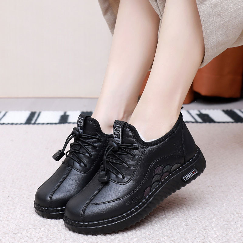 Pantofi de iarnă din material textil cu suprafață din super fibre, căptușeală din pluș artificial, talpă PU, toc mic