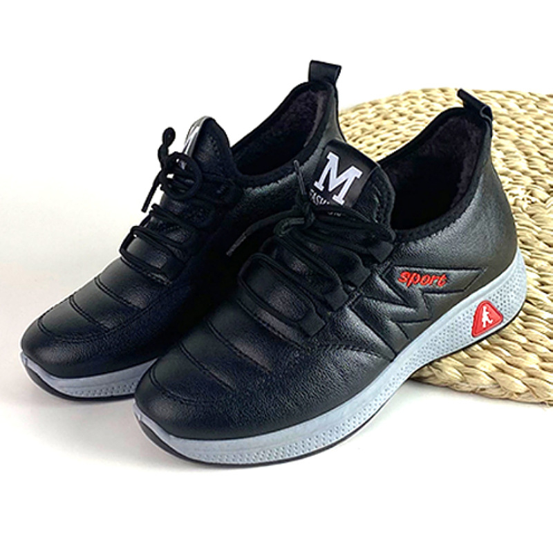 Női pamut anyagú cipő, slip-on, meleg plüss belső, csúszásmentes PVC talp, PU felsőrész, kerek orr