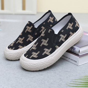 Női vászoncipő – slip-on, alacsony felső rész, lélegző, PU talp