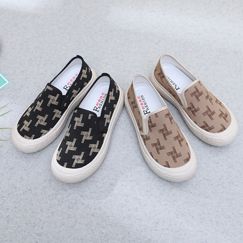 Női vászoncipő – slip-on, alacsony felső rész, lélegző, PU talp
