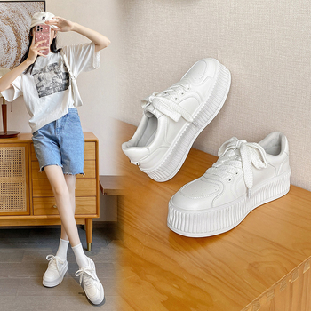 Adidași casual pentru femei cu vârf rotund, exterior microfibră, talpă din cauciuc, toc mediu 3–5 cm, șiret, stil colegiu