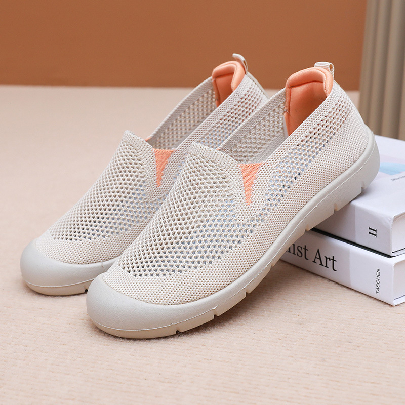 Moteriški tinkliniai kasdieniniai bateliai - kvėpuojantys, lengvi, neslidūs, su elastine uždanga, žemas kulnas