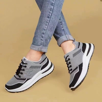Női mindennapi cipő kerek orrú, fly-knit felsőrész, elülső fűzővel, légáteresztő, alacsony lapos sarok