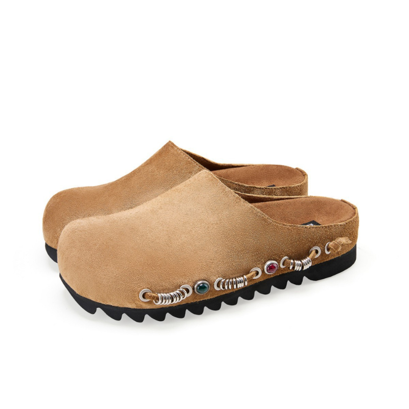 Ženske kožne slip-on s debelim potplatom, Birkenstock‑inspiriran retro stil; gornji dio od telećeg velura; unutarnji dio od tkanine; potplat od gume; debljina potplata 3–5 cm; ravna potpetica