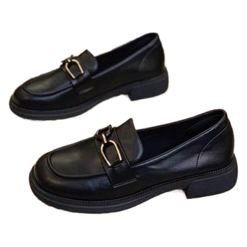 Fekete női mikroszálas slip-on loafers brit stílusban, alacsony platformos sarok, gumírozott talp