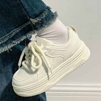 Női magasságot növelő platformos tornacipő, PU felsőrész, gumírozott talp, 3–7 cm emelés, Injection Shoes technológia, mindennapi casual stílus