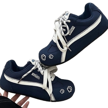 Női velúr tornacipő, retro casual stílus, kerek orrú, fűzős zárás, gumírozott talp