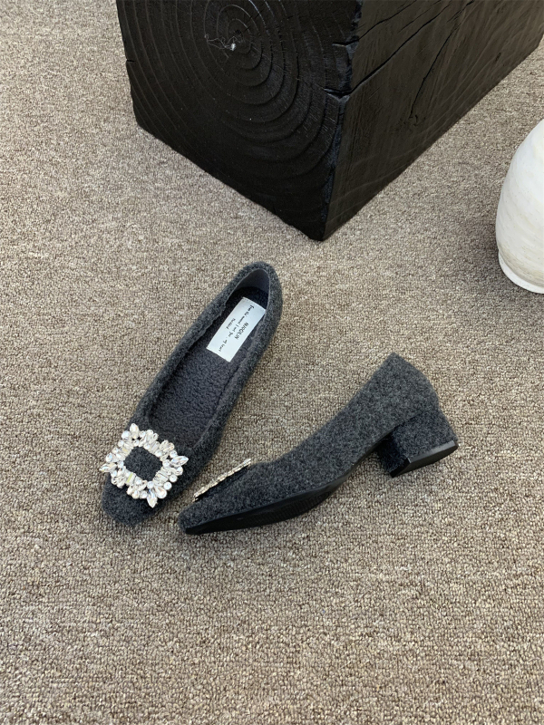 Mary Jane balerinke s umjetnom krznom, gornji dio od suede-a, gumeni potplat, četvrtasti vrh, slip-on