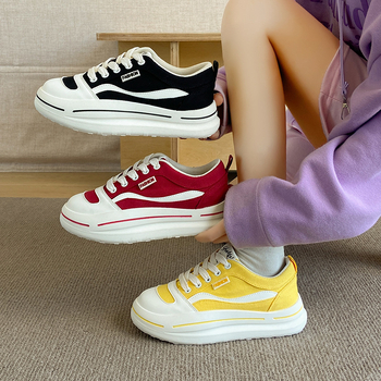 Moteriški kanvas bateliai su stora padu - žemas viršus, raišteliai, vulkanizuota padas