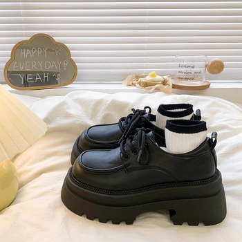 Женски обувки от PU кожа, връзки, британски стил, кръгъл нос, дебел ток 3–5 см, гумена подметка
