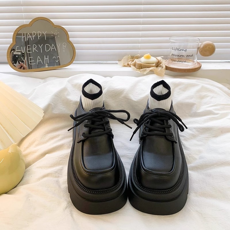 Женски обувки от PU кожа, връзки, британски стил, кръгъл нос, дебел ток 3–5 см, гумена подметка