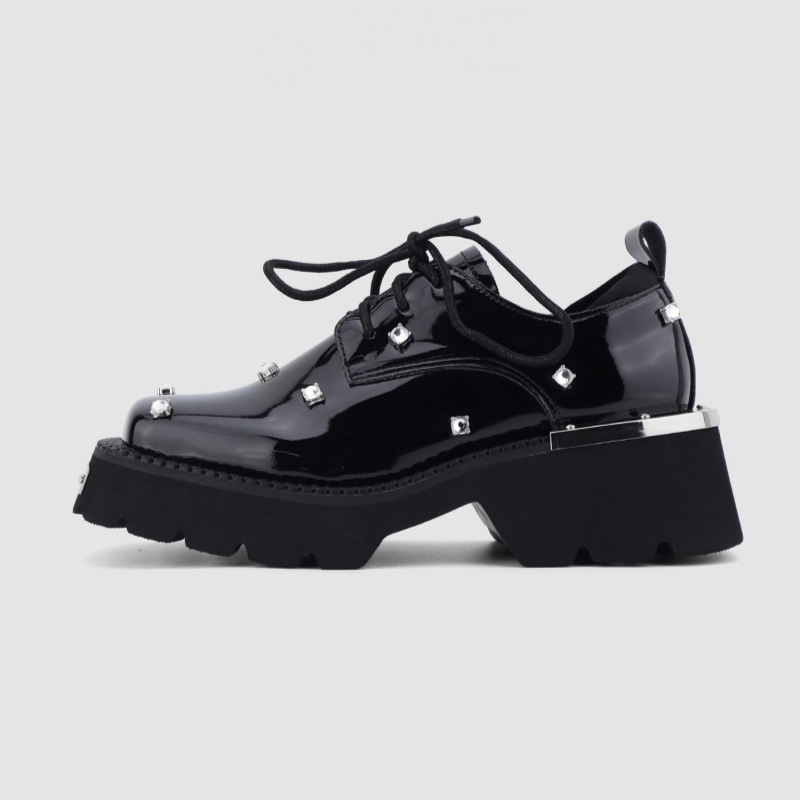 Γυναικεία παπούτσια από μικροϊφίβερ, με στρογγυλό δάκτυλο, 3–5 cm φαρδύ τακούνι, με κορδόνια