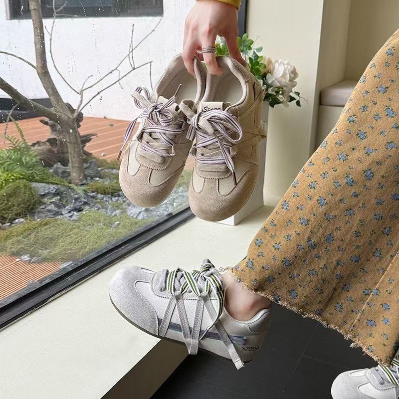 Női casual sneaker Nubuk bőrből, alacsony toppal és vastag platformmal, légáteresztő PU talpbetéttel, gumitalppal