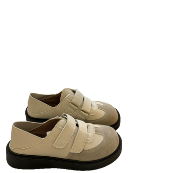 Női mindennapi sneaker - Felsőrész: szintetikus bőr, alacsony profil, fűzővel záródó, légáteresztő, EVA talpbetét