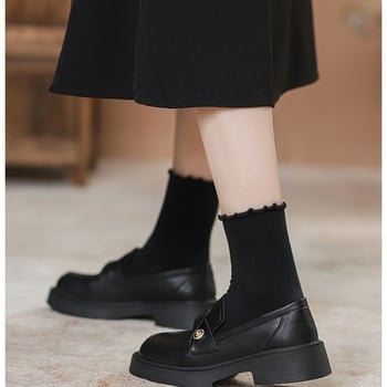 Női slip-on loaferek kerek orrú, PU felsőrész, gumi talp, középmagas sarka 3-5 cm