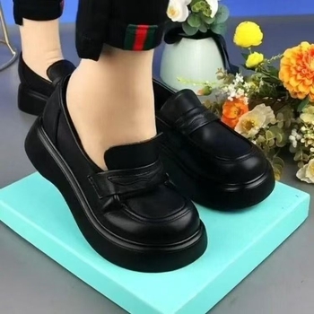 Női slip-on loaferek vastag talppal, EVA felsőrész, PU talpbetét, gumí talp, kerek orr