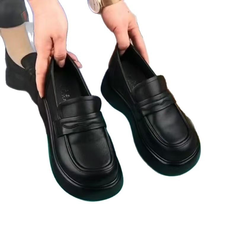 Női slip-on loaferek vastag talppal, EVA felsőrész, PU talpbetét, gumí talp, kerek orr