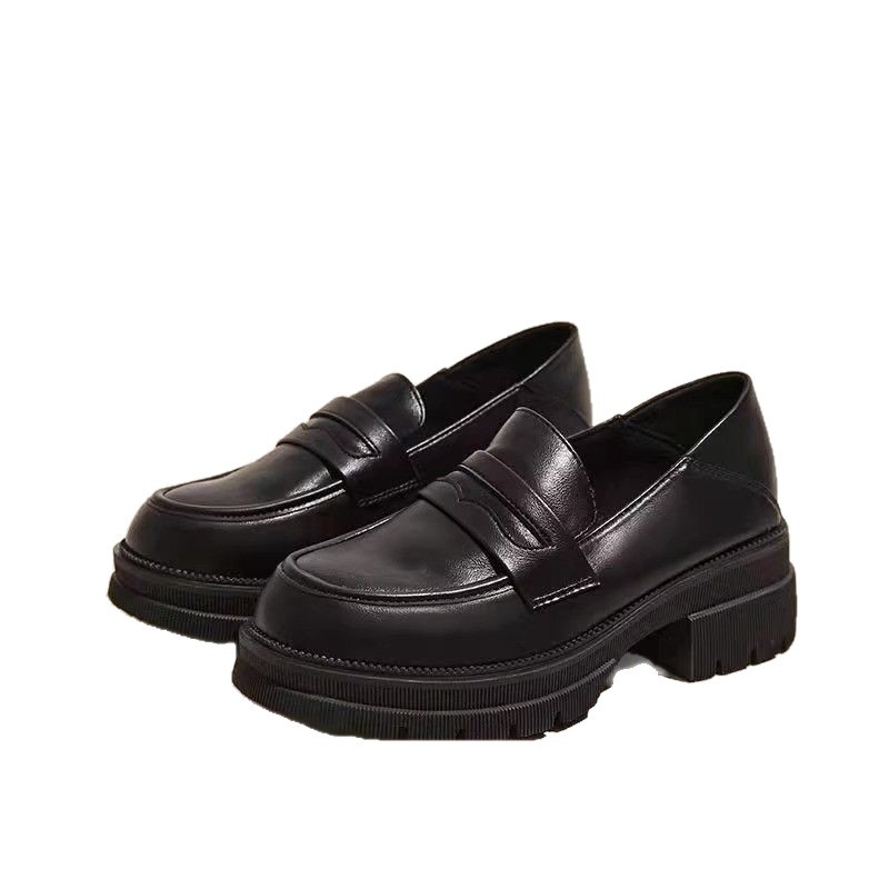 Pantofi platformă pentru femei - loafers, toc gros, vârf rotund, piele artificială, PU, talpă din cauciuc, închidere cu cataramă, stil britanic retro