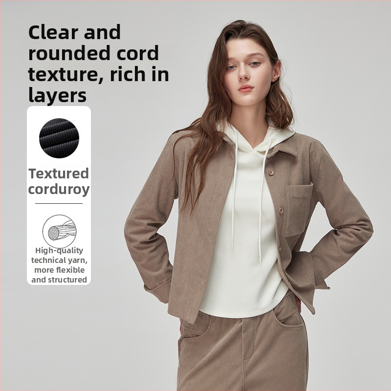 Moteriška kordūrinė striukė su retro apykakle, trumpas modelis (100% poliesteris, 251-300 g/m2, ilgos rankovės, vienspalvė)