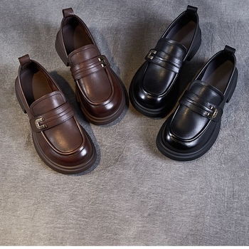 Γυναικείοι loafers με φουσκωτή σόλα — χωρίς κορδόνια, στρογγυλή μύτη, χαμηλό τακούνι 1–3 εκ, PU επάνω, καουτσούκ σόλα, βρετανικού στυλ