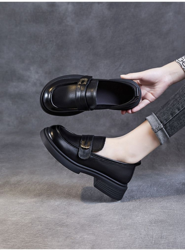 Γυναικείοι loafers με φουσκωτή σόλα — χωρίς κορδόνια, στρογγυλή μύτη, χαμηλό τακούνι 1–3 εκ, PU επάνω, καουτσούκ σόλα, βρετανικού στυλ