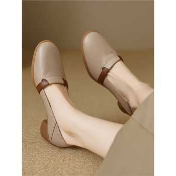 Moteriniai loafers su Super Fiber viršutine dalimi, kvadratinė nosis, platformos kulnas, vidpadis iš pirmojo sluoksnio karvės odos, guminė padas