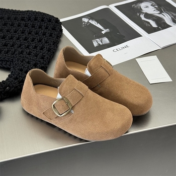Női lapos cipő suede felsőrésszel, kerek orr, gumitalp, 3–5 cm sarokmagasság, koreai stílus