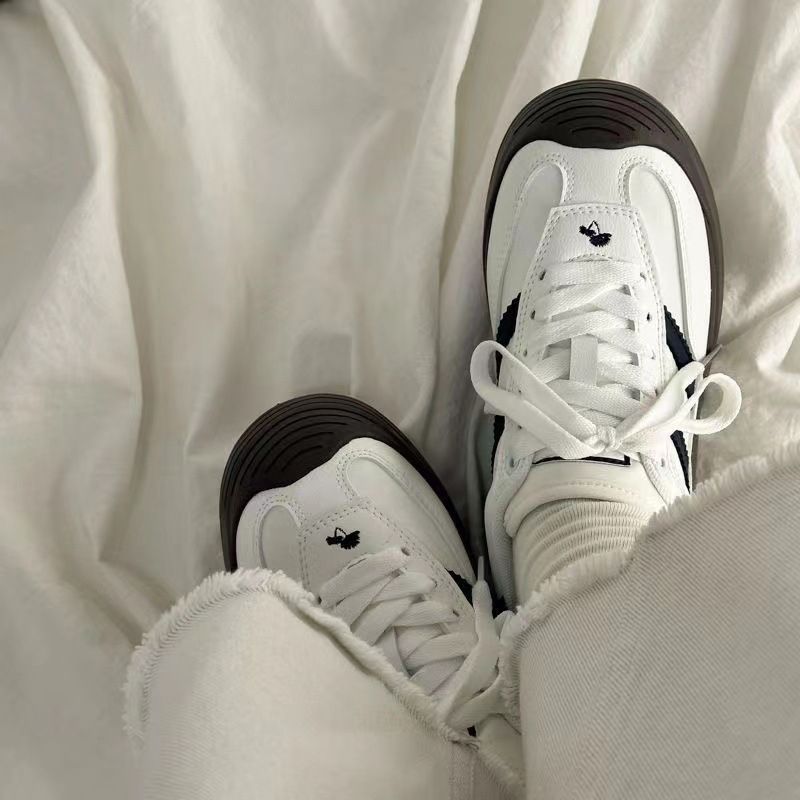 Dexun női edzőcipő – légáteresztő, vízálló, PU felsőrész, gumi talp, csíkos minta